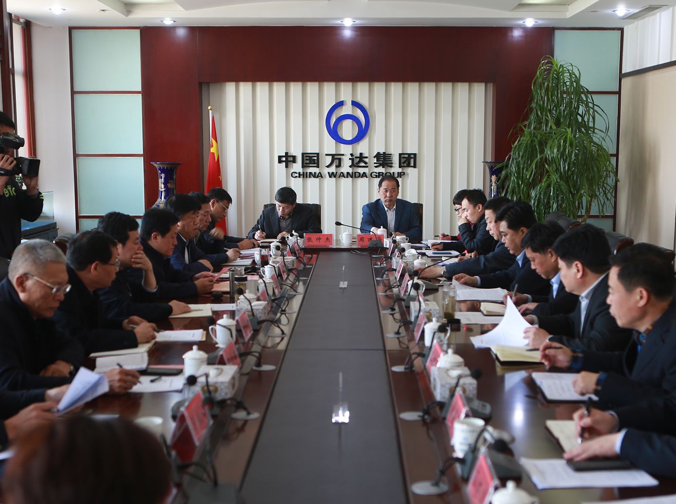 市人大常委会党组副书记、副主任李金昆到分工联系企业万达集团调研