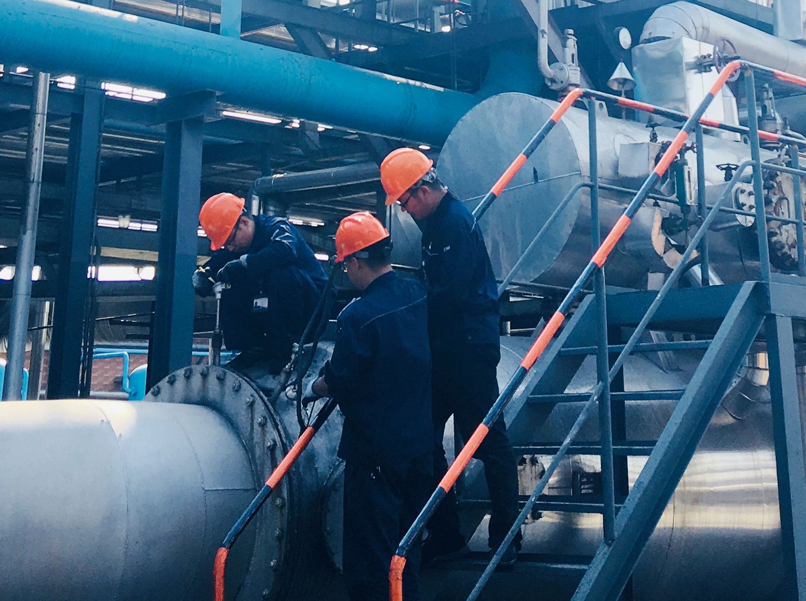 耐斯特公司完成全厂大检修工作