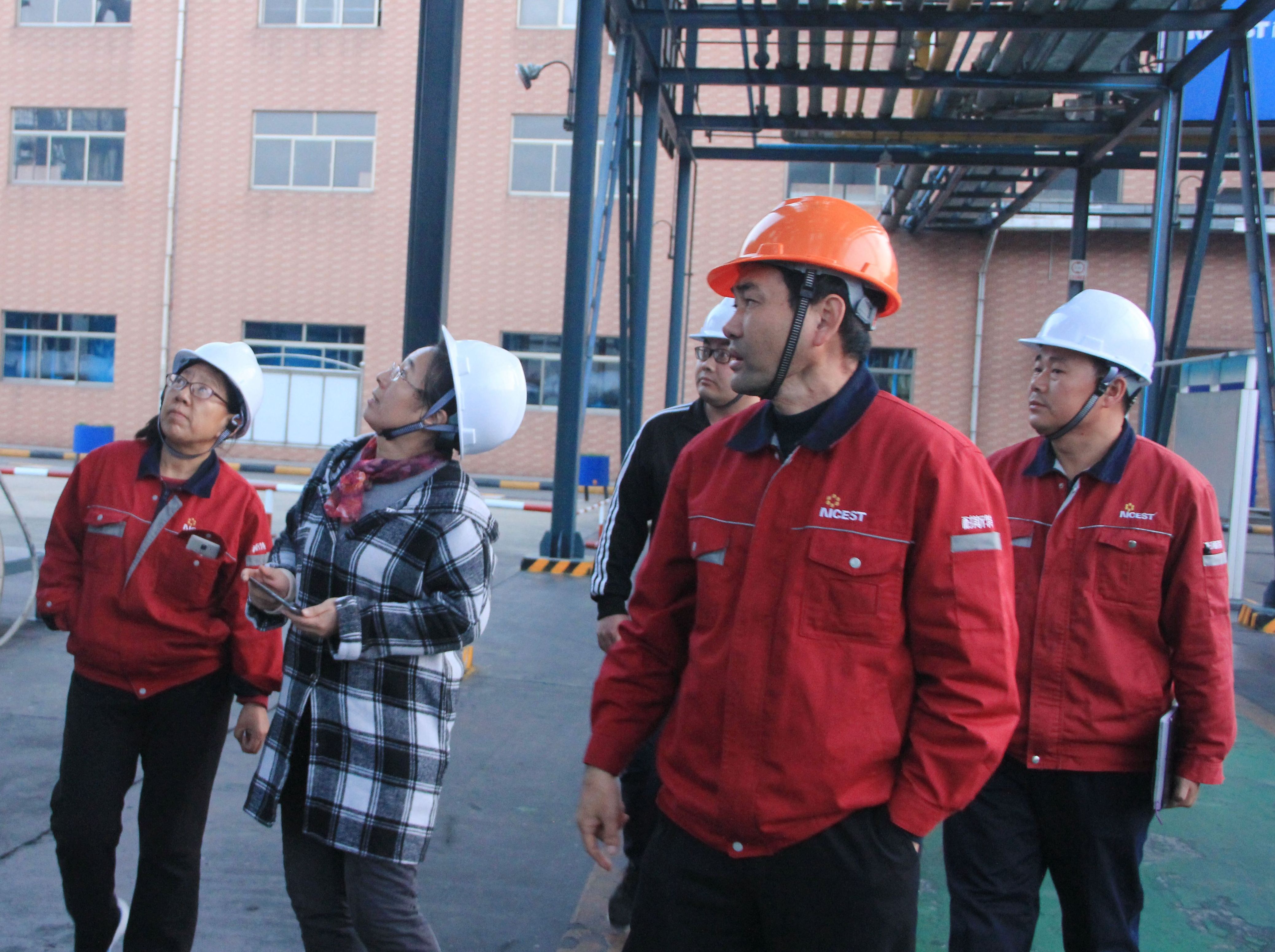 省应急管理厅组织专家莅临耐斯特公司指导双重预防体系建设工作