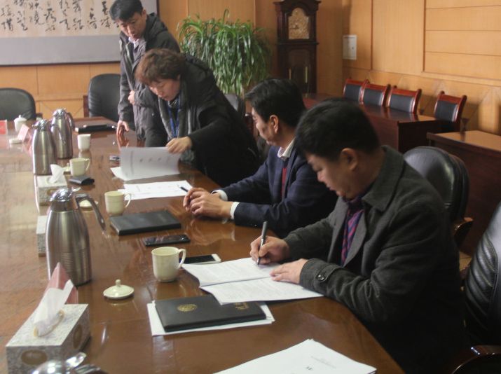 万达建设集团举办安全环保目标管理责任书签订仪式