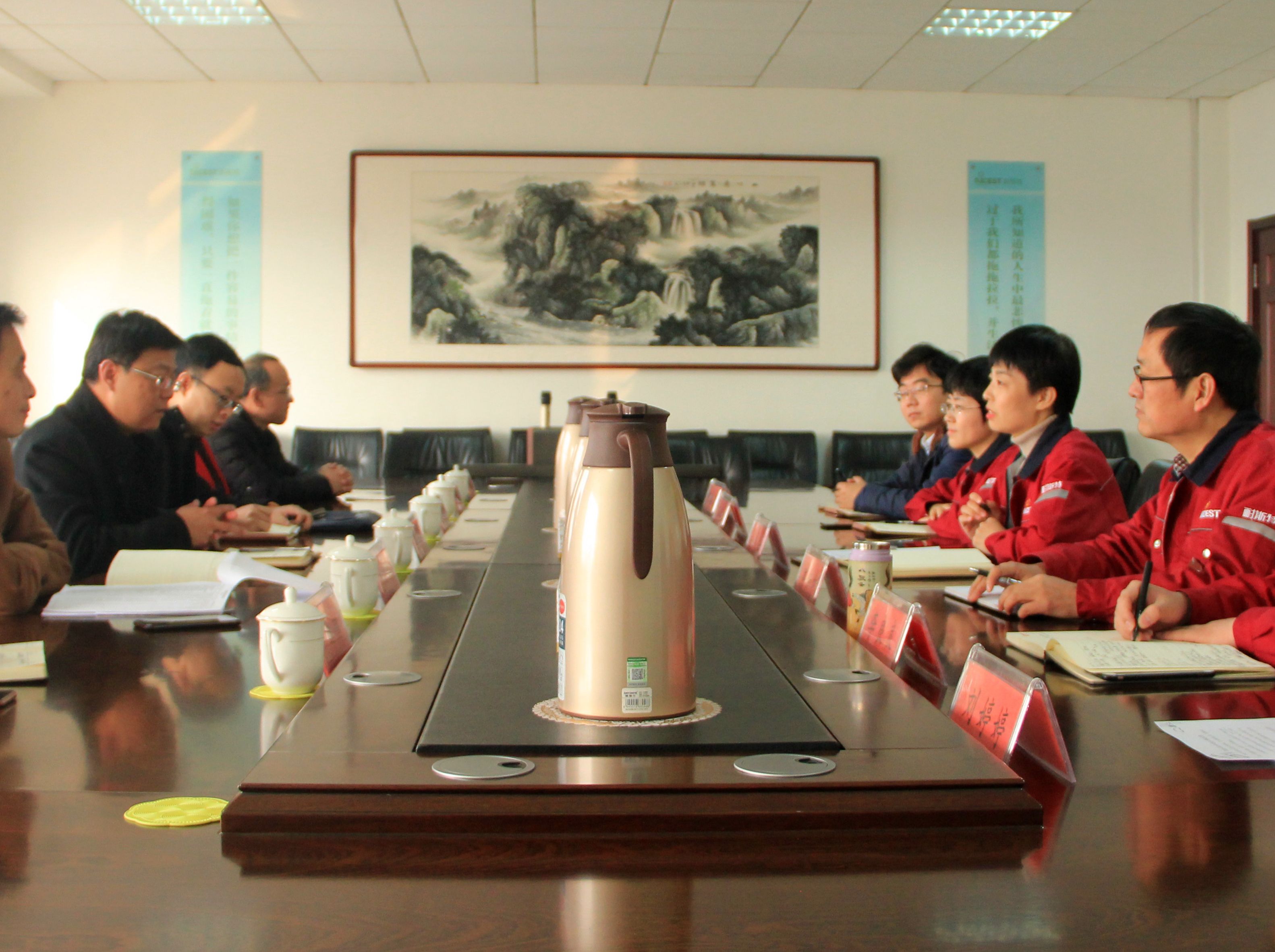 垦利区商务局领导一行到耐斯特调研指导工作