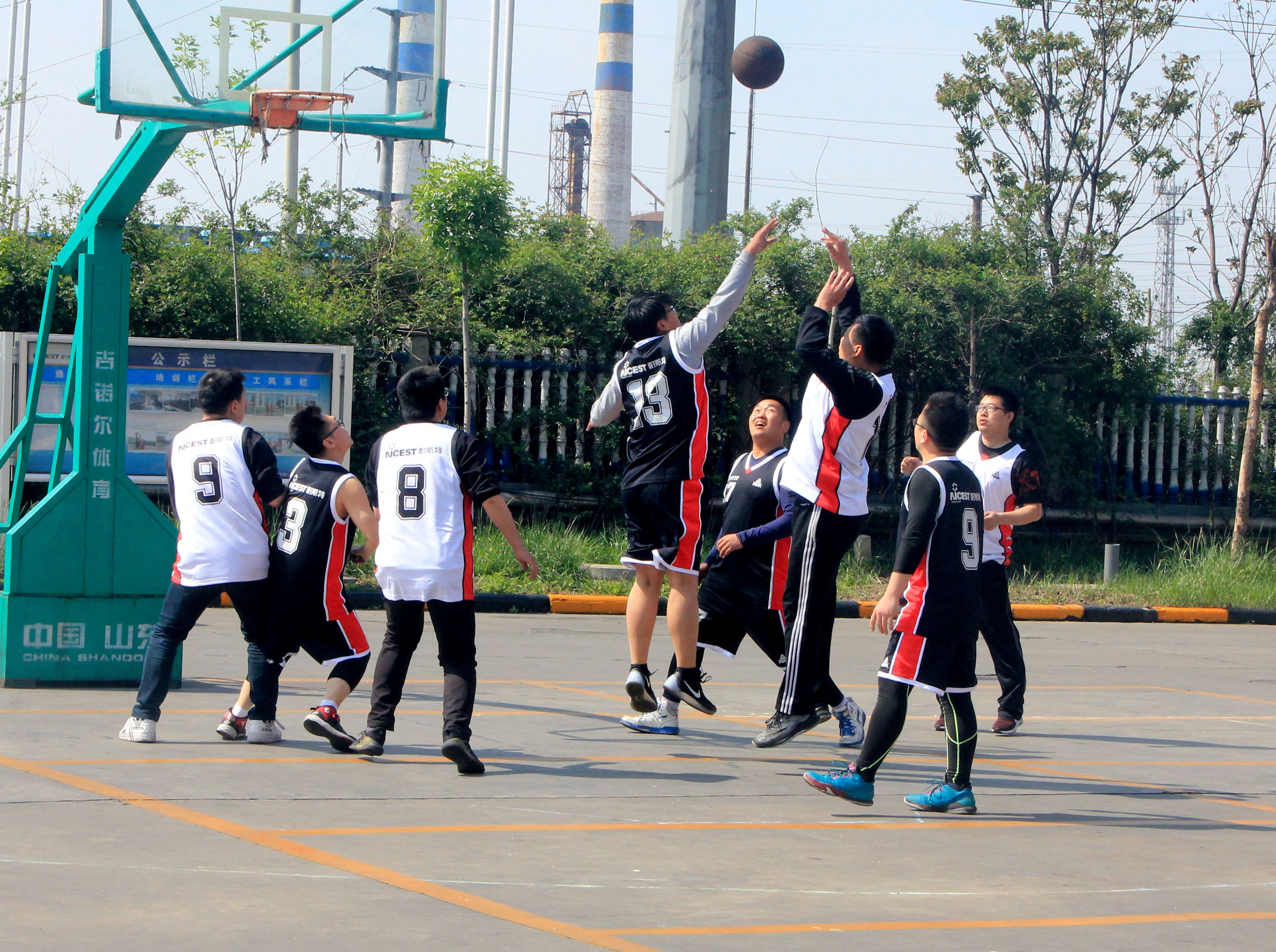 耐斯特2019届文体嘉年华庆&ldquo;五一&rdquo;职工篮球赛圆满闭幕