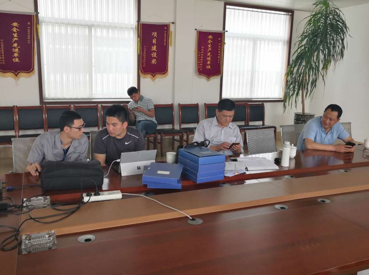 热电公司热烈欢迎胜坨镇安监办协安全专家进行督导工作